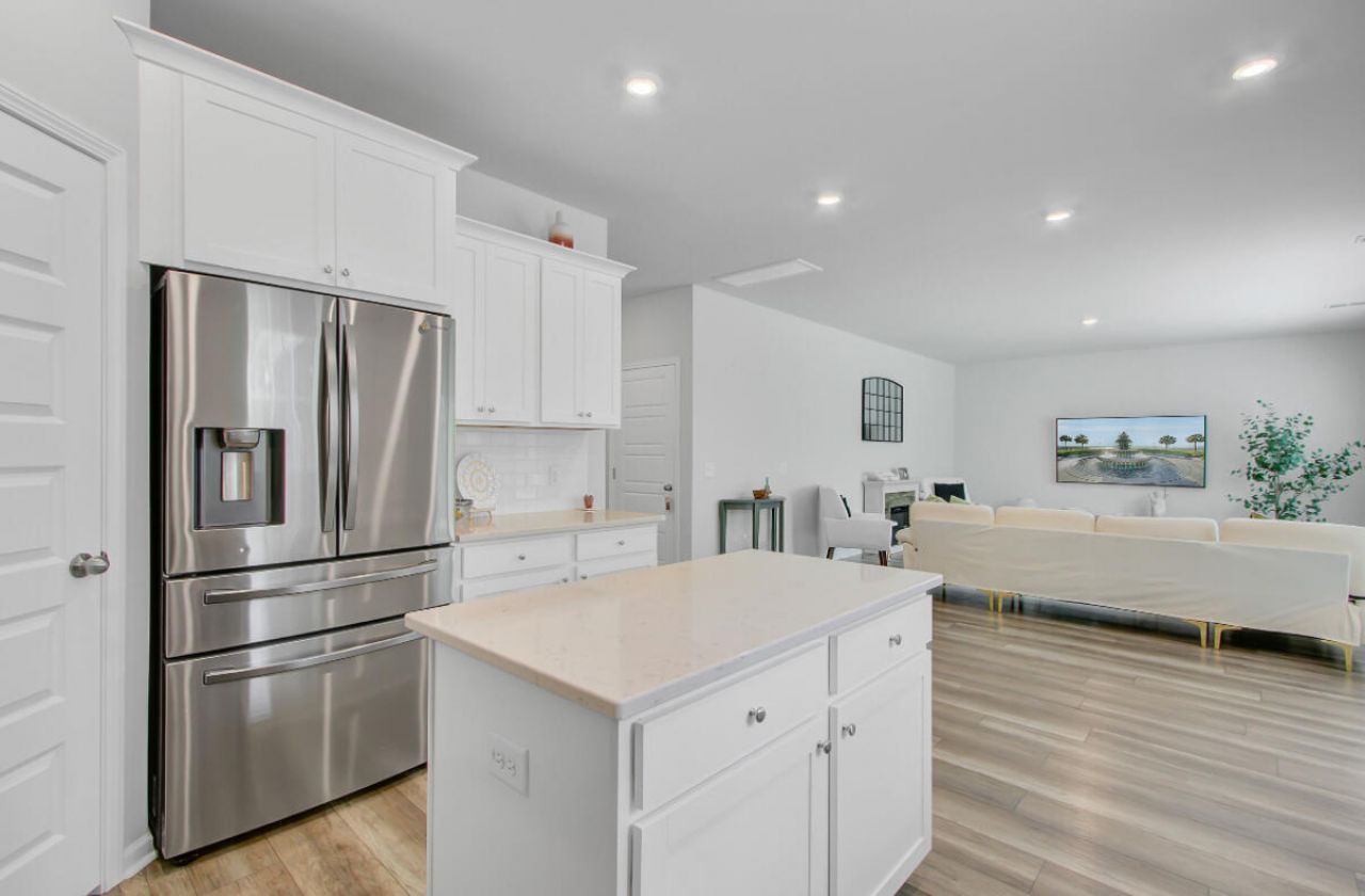 86 Red Bluff Street Photo 11