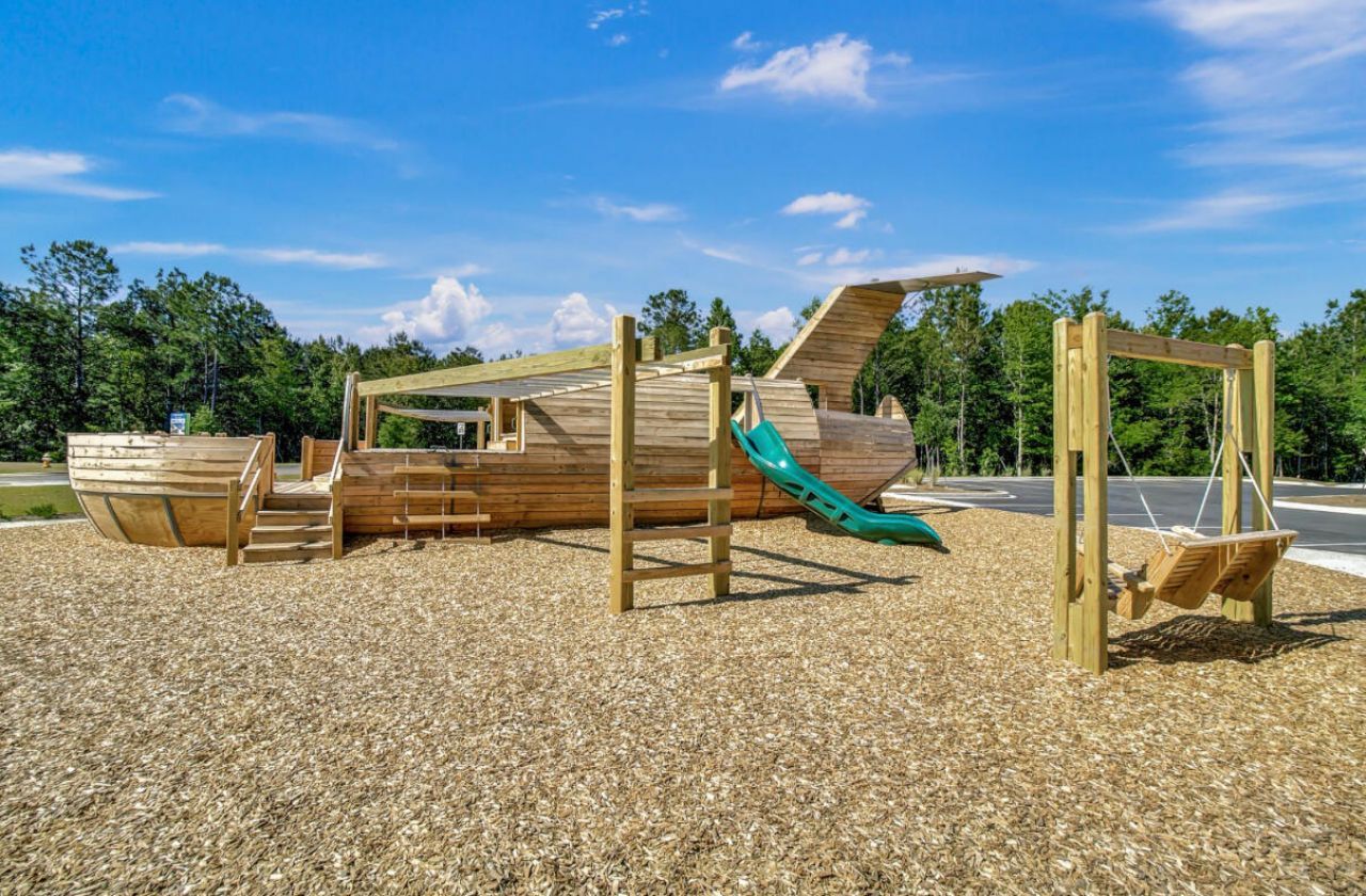 86 Red Bluff Street Photo 42