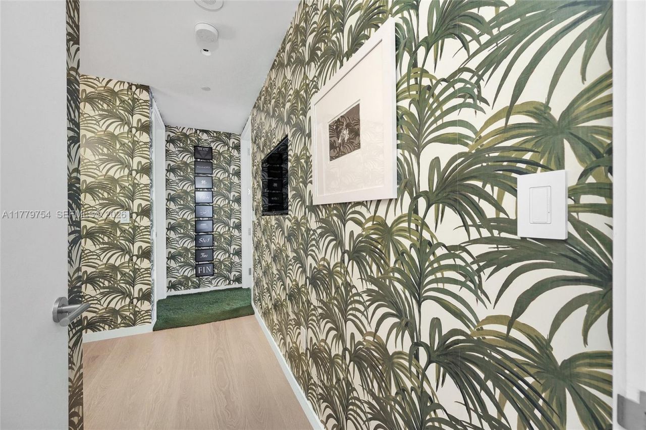 1425 Brickell Ave, Unit 61E, Miami, FL 33131 Photo