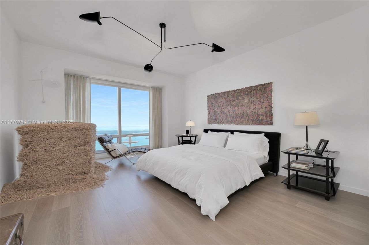 1425 Brickell Ave, Unit 61E, Miami, FL 33131 Photo