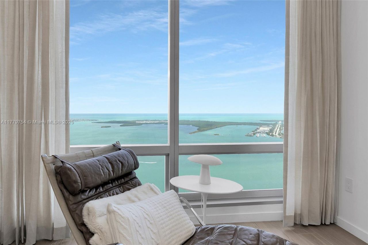 1425 Brickell Ave, Unit 61E, Miami, FL 33131 Photo