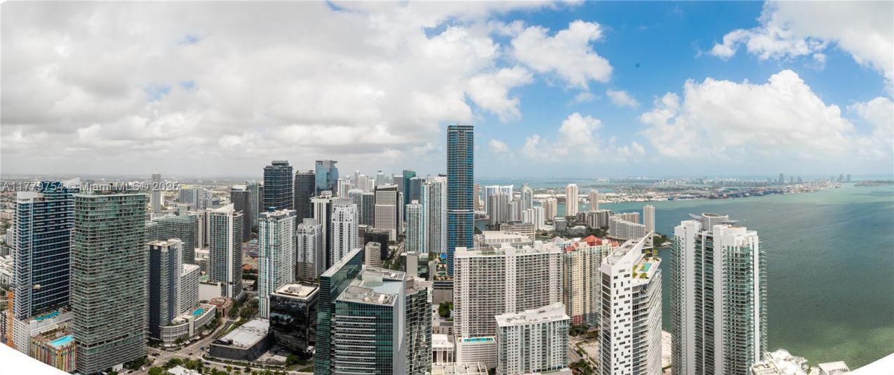 1425 Brickell Ave, Unit 61E, Miami, FL 33131 Photo