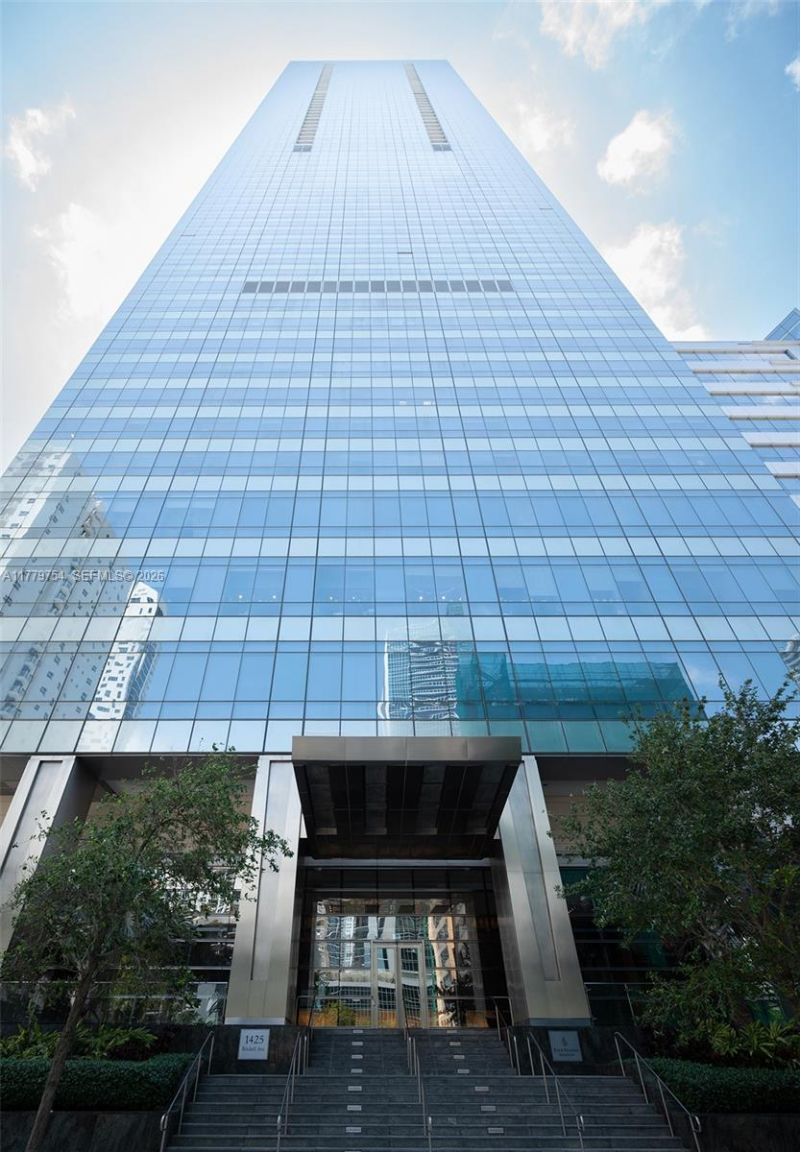 1425 Brickell Ave, Unit 61E, Miami, FL 33131 Photo