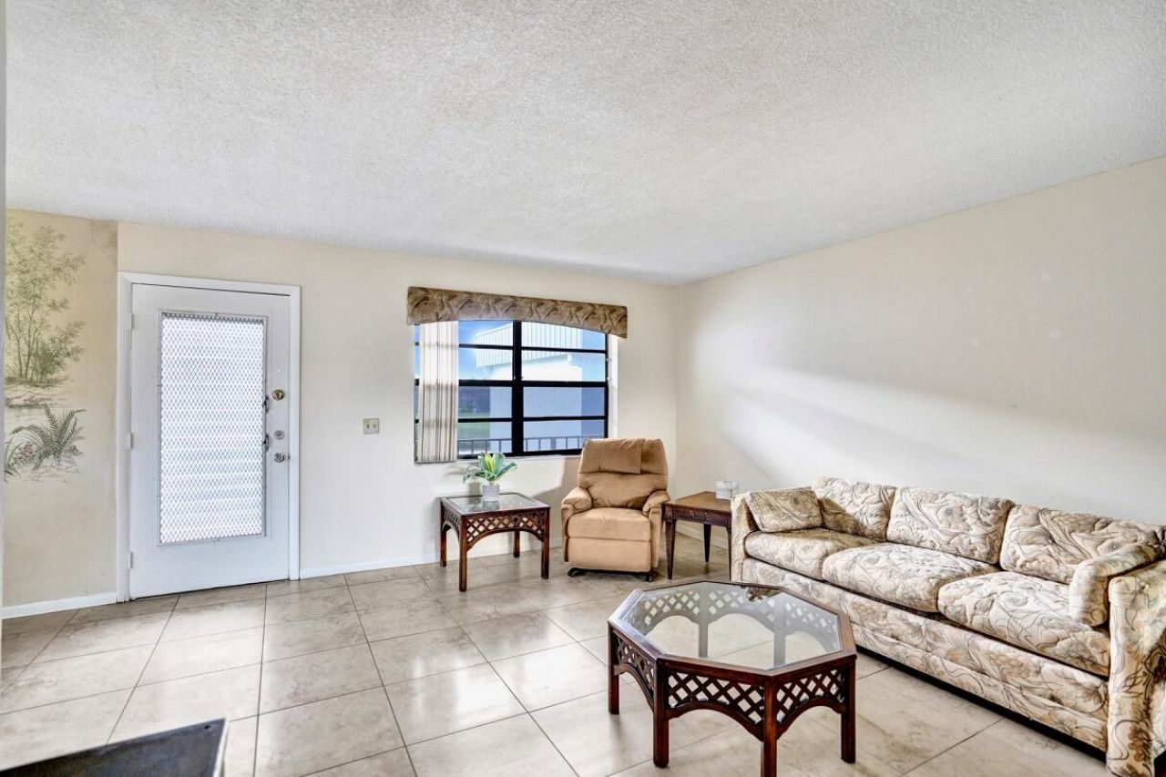 475 Piedmont J, Delray Beach, FL 33484 Photo