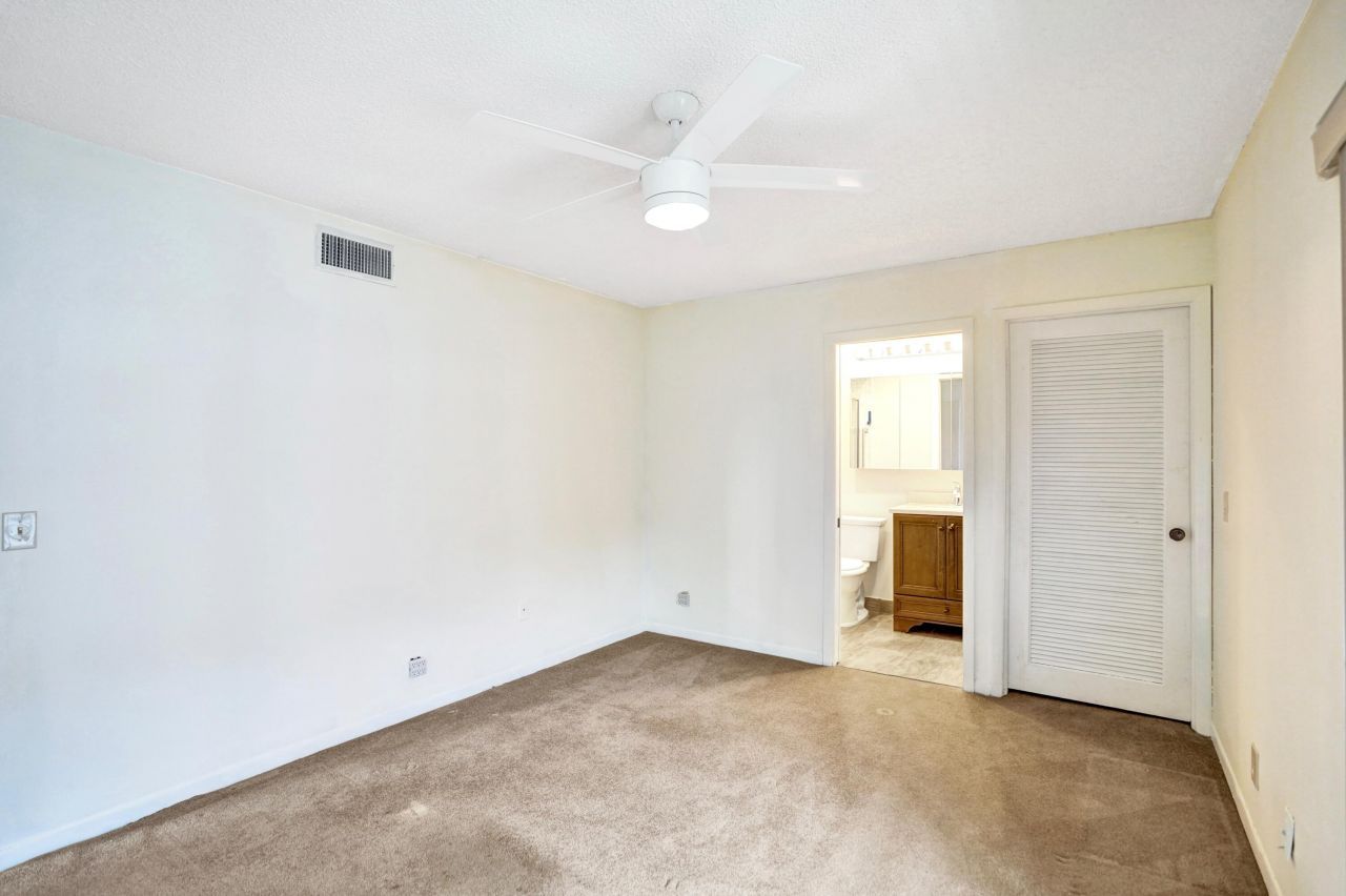 475 Piedmont J, Delray Beach, FL 33484 Photo