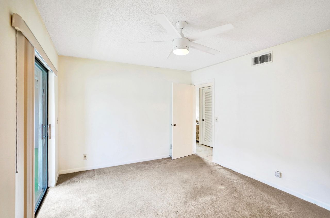 475 Piedmont J, Delray Beach, FL 33484 Photo