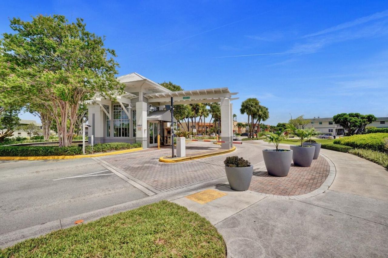 475 Piedmont J, Delray Beach, FL 33484 Photo