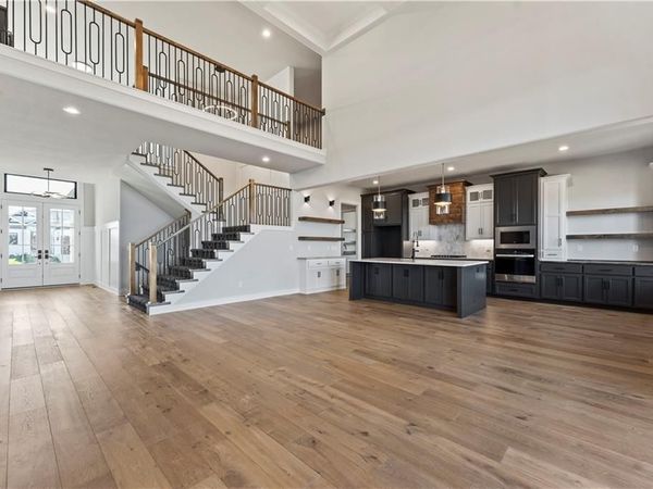 2090 NW O'Brien Road, Lee's Summit, MO 64081