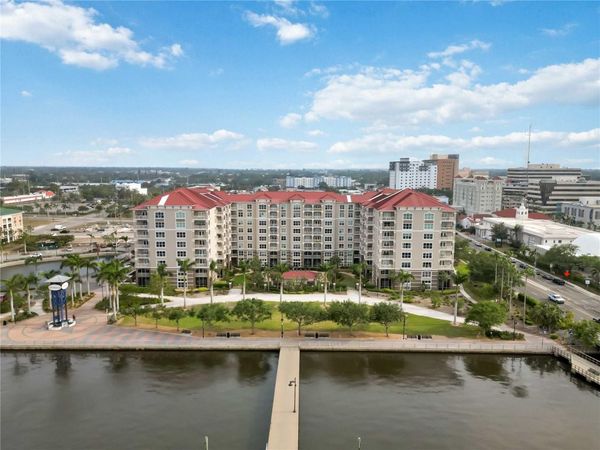 808 3RD AVENUE W, Unit 203, BRADENTON, FL 34205