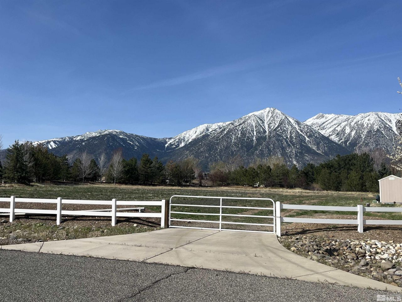 950 Heavenly View Court, Gardnerville, NV 89460 Photo