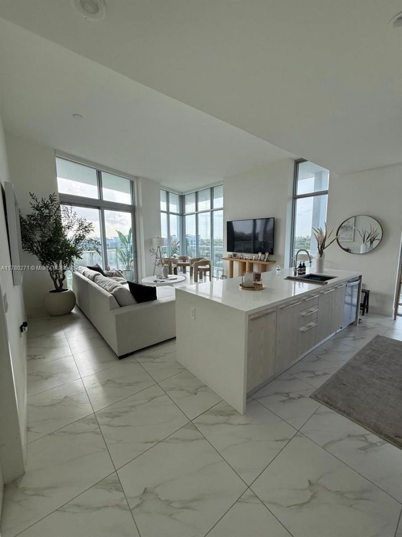 2000 Metropica Way, Unit 603, Sunrise, FL 33323 Photo