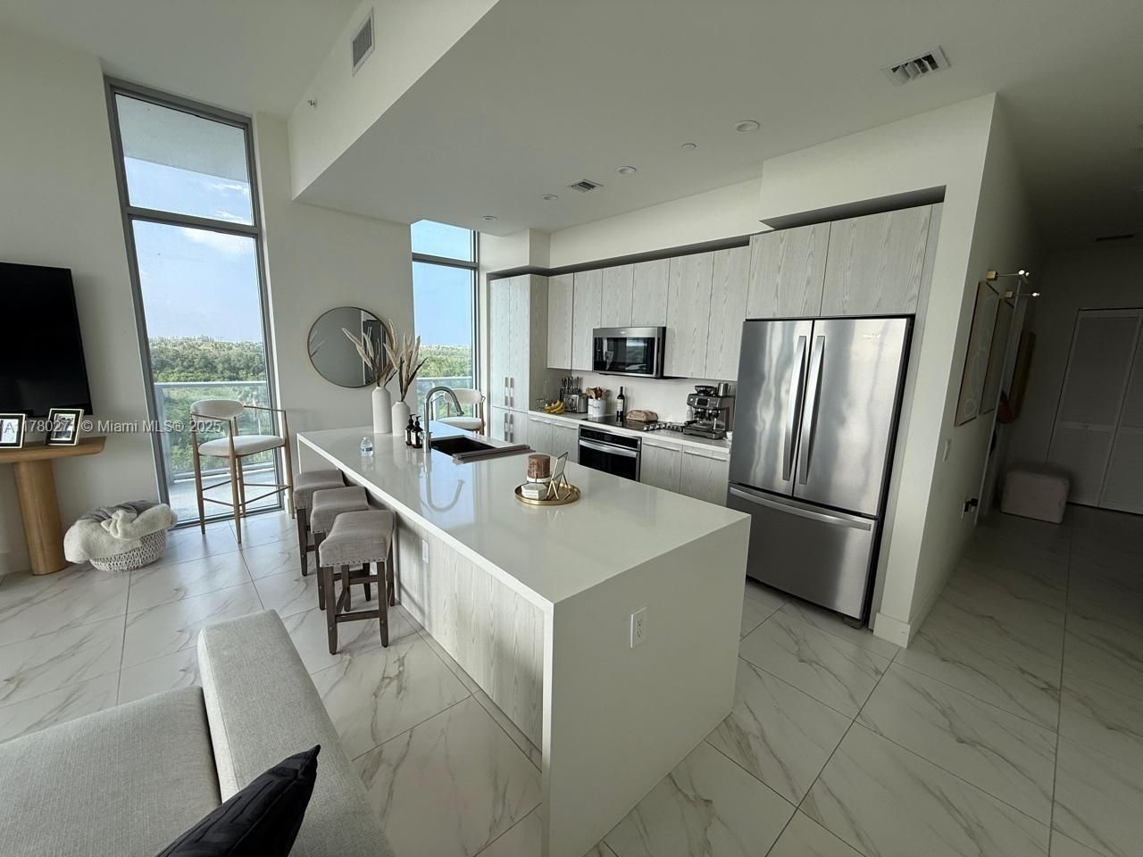 2000 Metropica Way, Unit 603, Sunrise, FL 33323 Photo