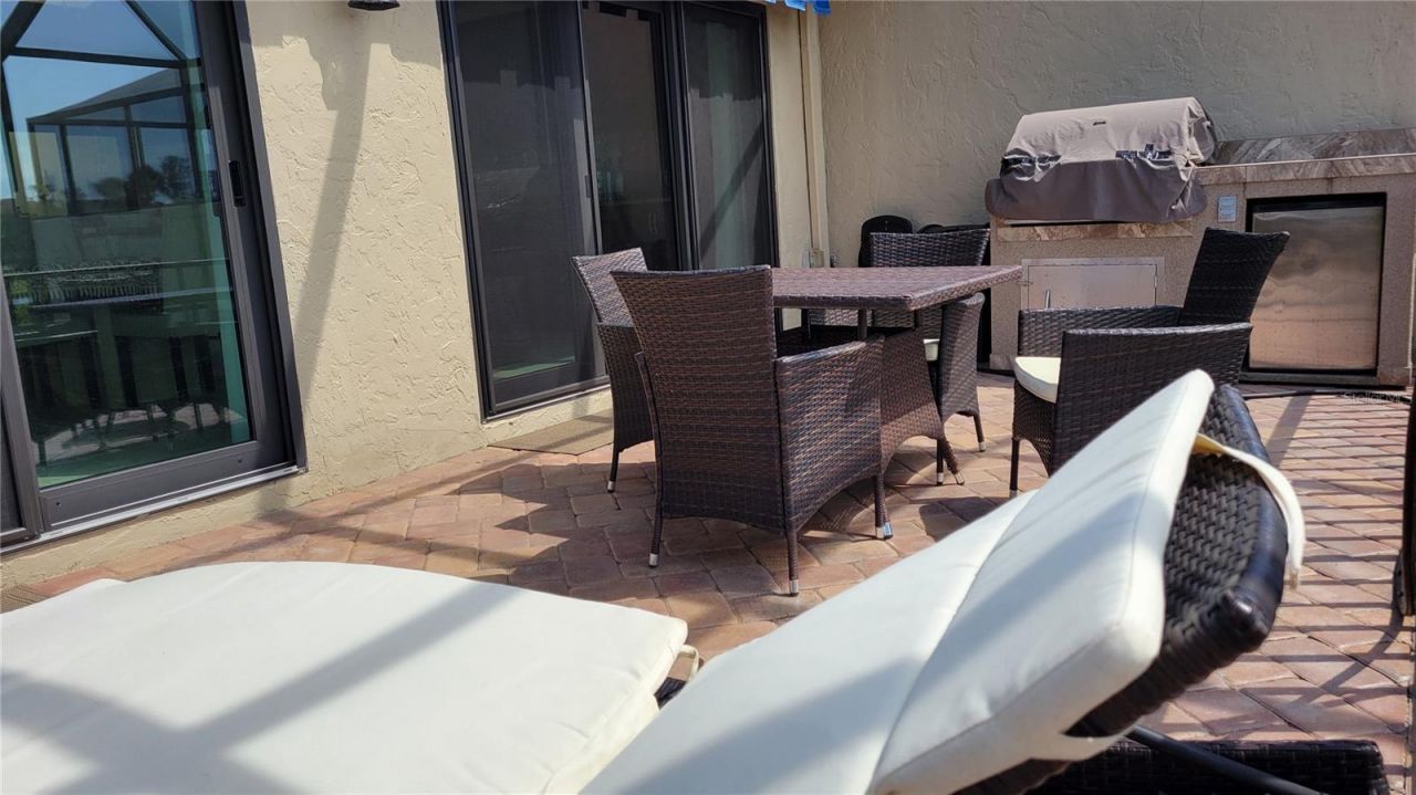 2339 Harbour Oaks Drive, Longboat Key, FL 34228 Photo