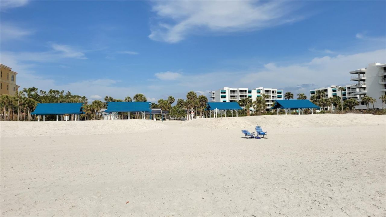 2339 Harbour Oaks Drive, Longboat Key, FL 34228 Photo