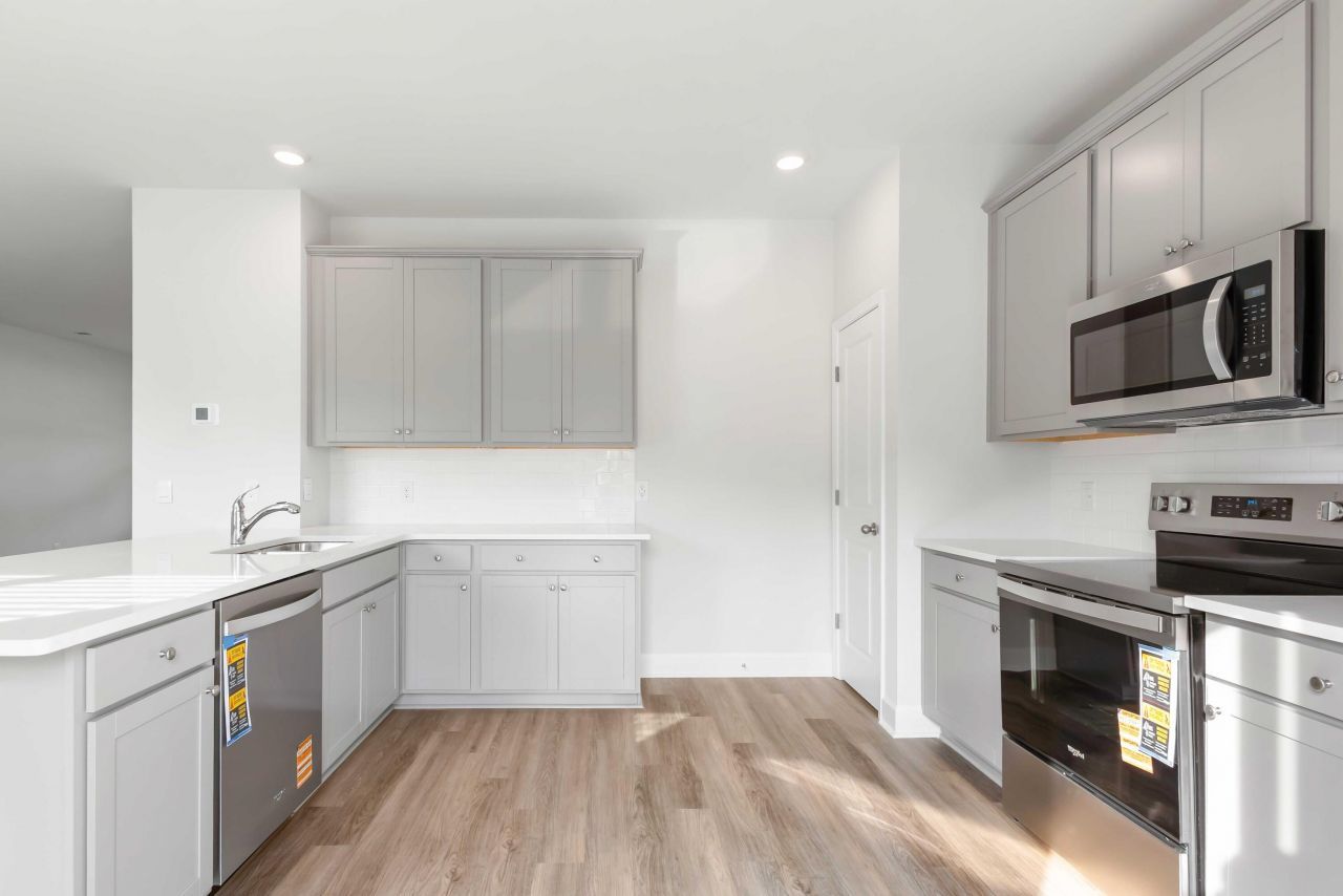 24 Twickenham Loop Photo 15