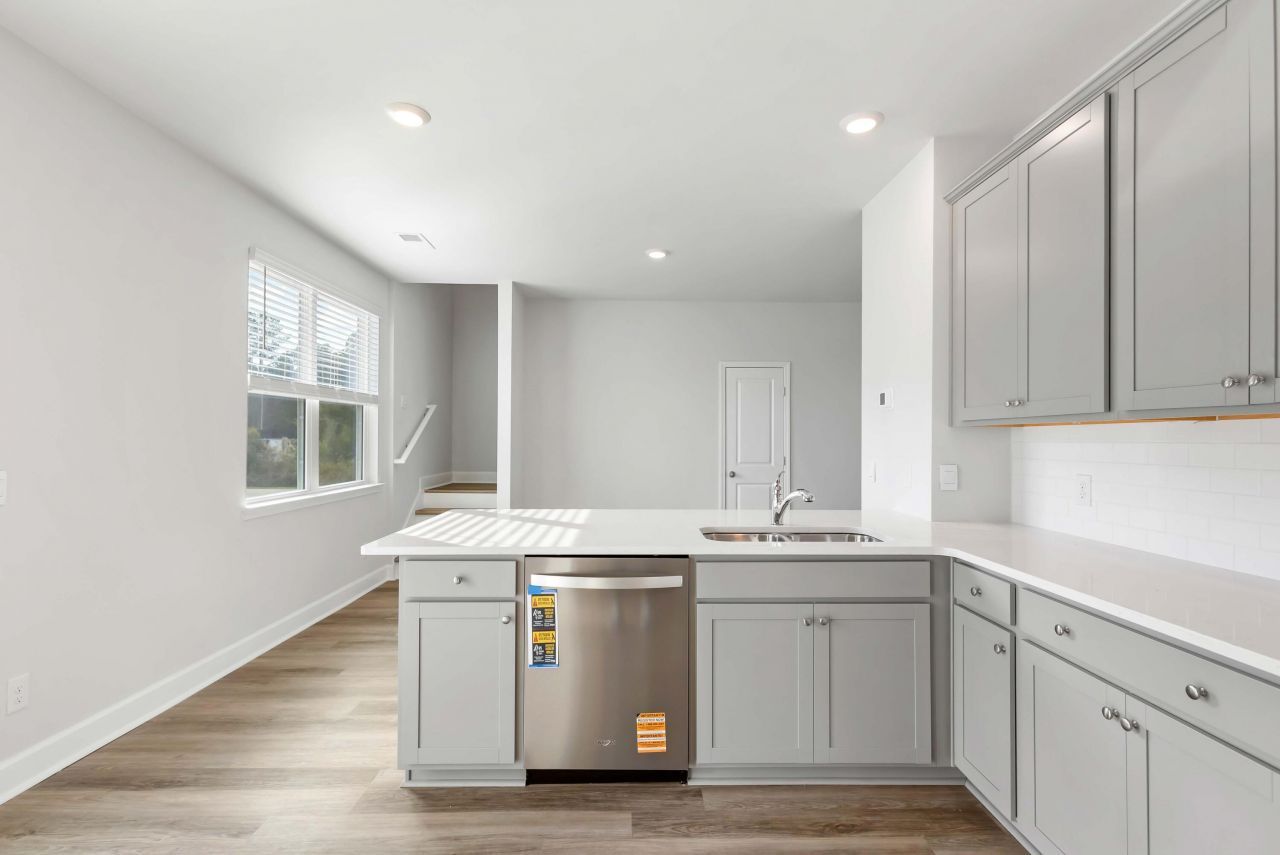 24 Twickenham Loop Photo 16