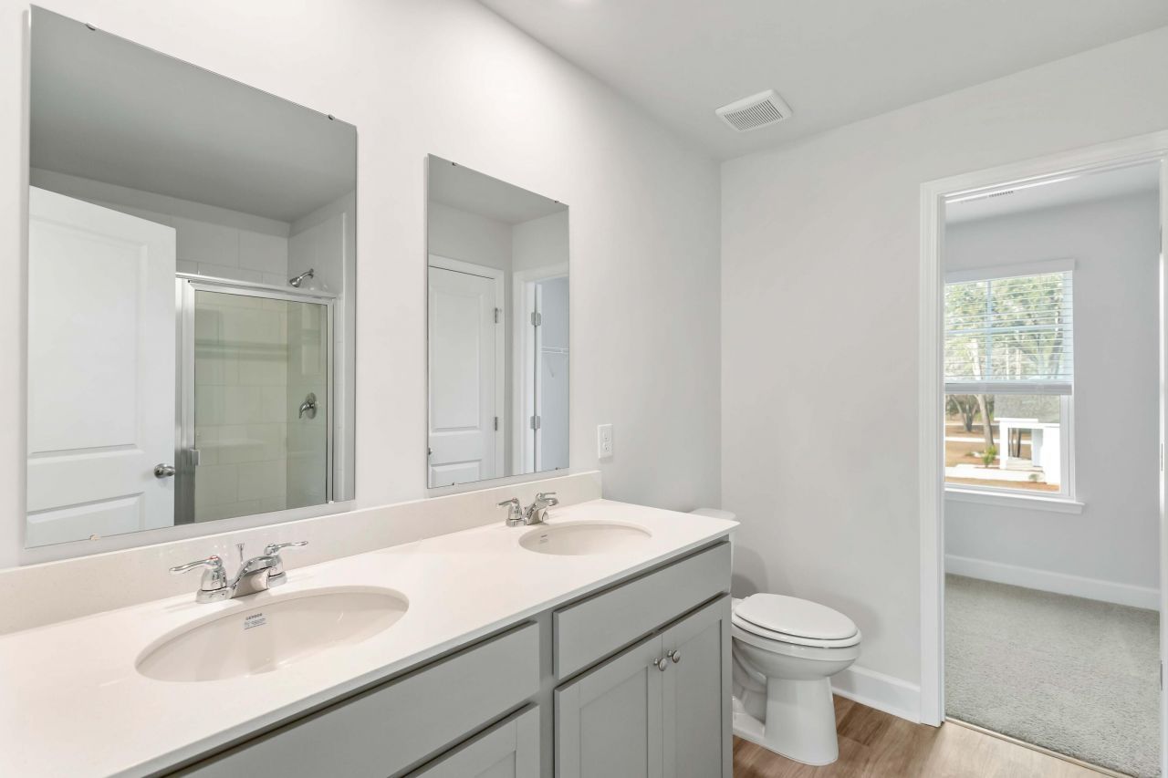 24 Twickenham Loop Photo 20