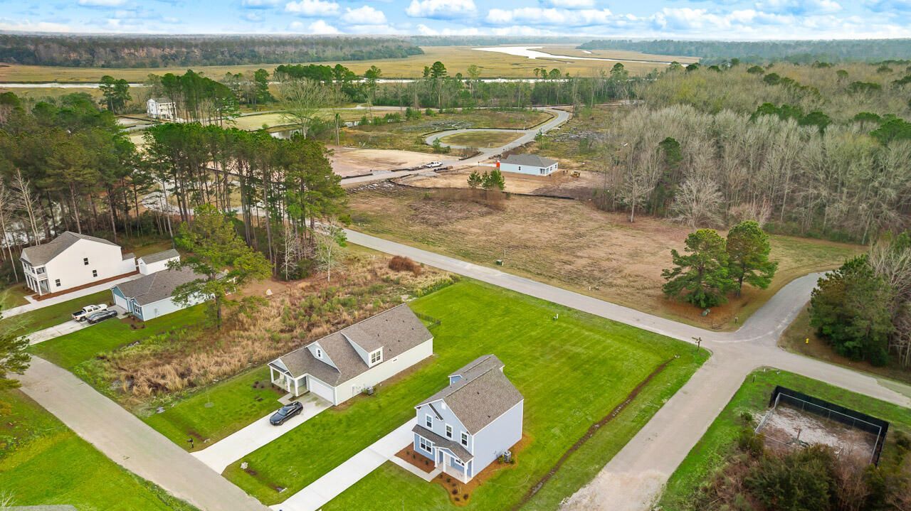 24 Twickenham Loop Photo 23