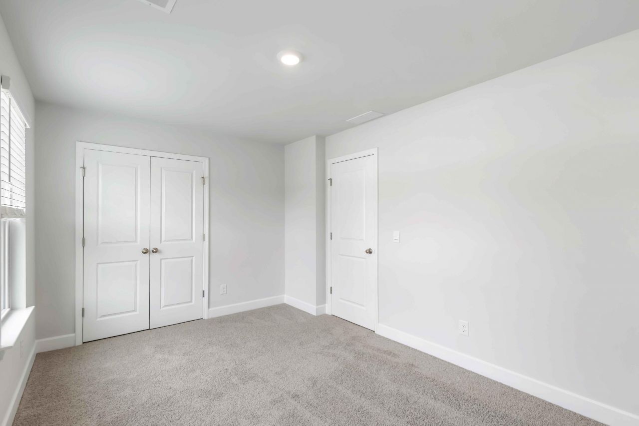 24 Twickenham Loop Photo 24