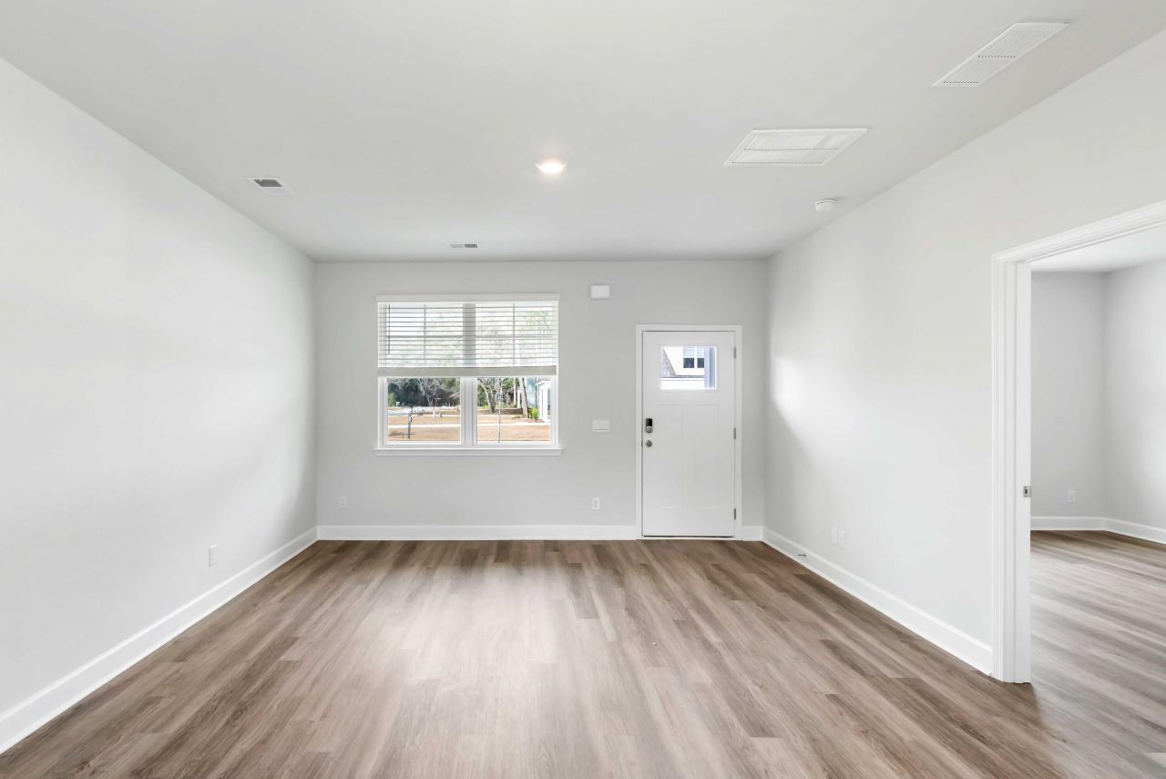 24 Twickenham Loop Photo 6