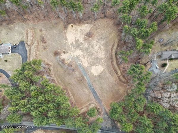 4 Margies Way, Stillwater, NY 12170