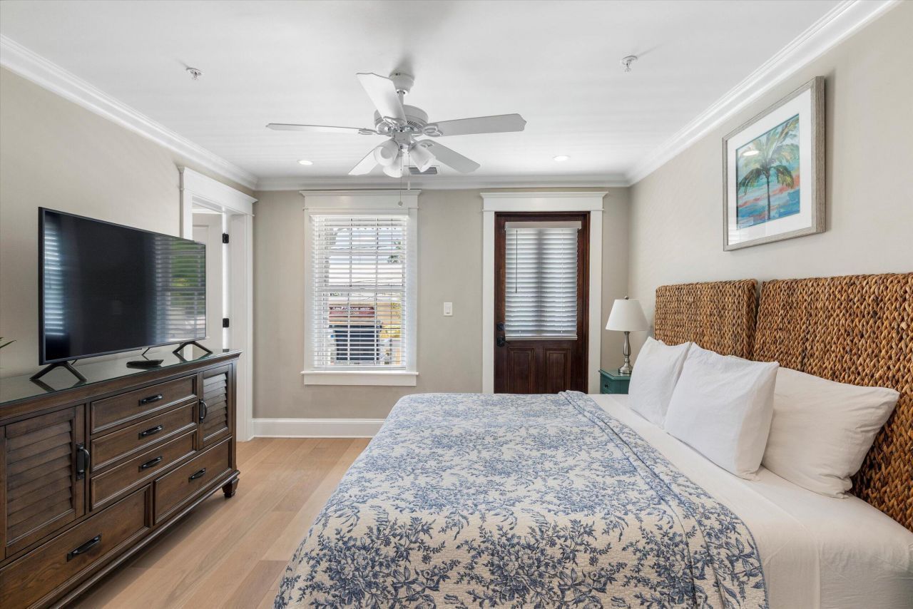 421 - 423 Simonton Street, Key West, FL 33040 Photo