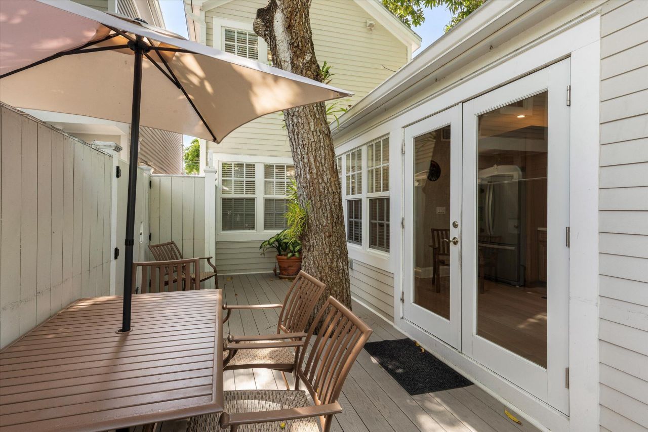 421 - 423 Simonton Street, Key West, FL 33040 Photo