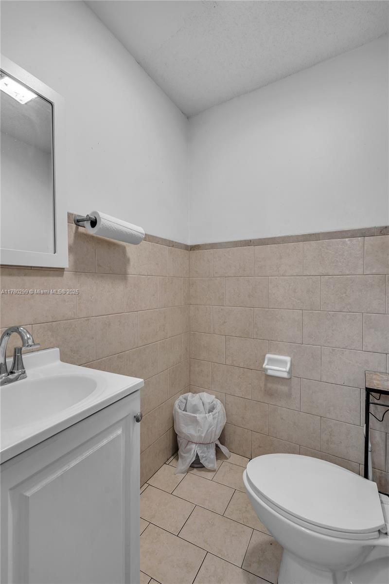 710 SW 73rd Ct, Miami, FL 33144 Photo