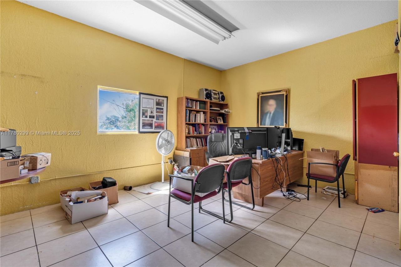 710 SW 73rd Ct, Miami, FL 33144 Photo