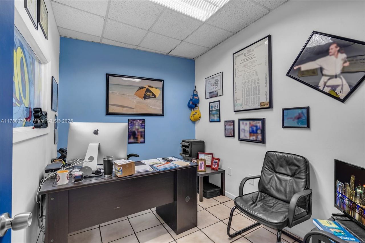 710 SW 73rd Ct, Miami, FL 33144 Photo