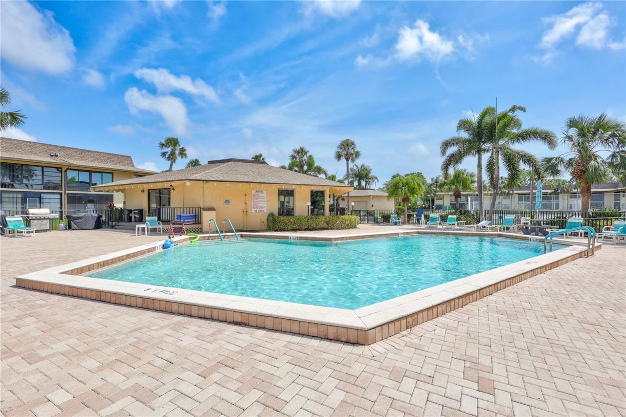 12300 Vonn Road, Unit 1102, Largo, FL 33774 Photo