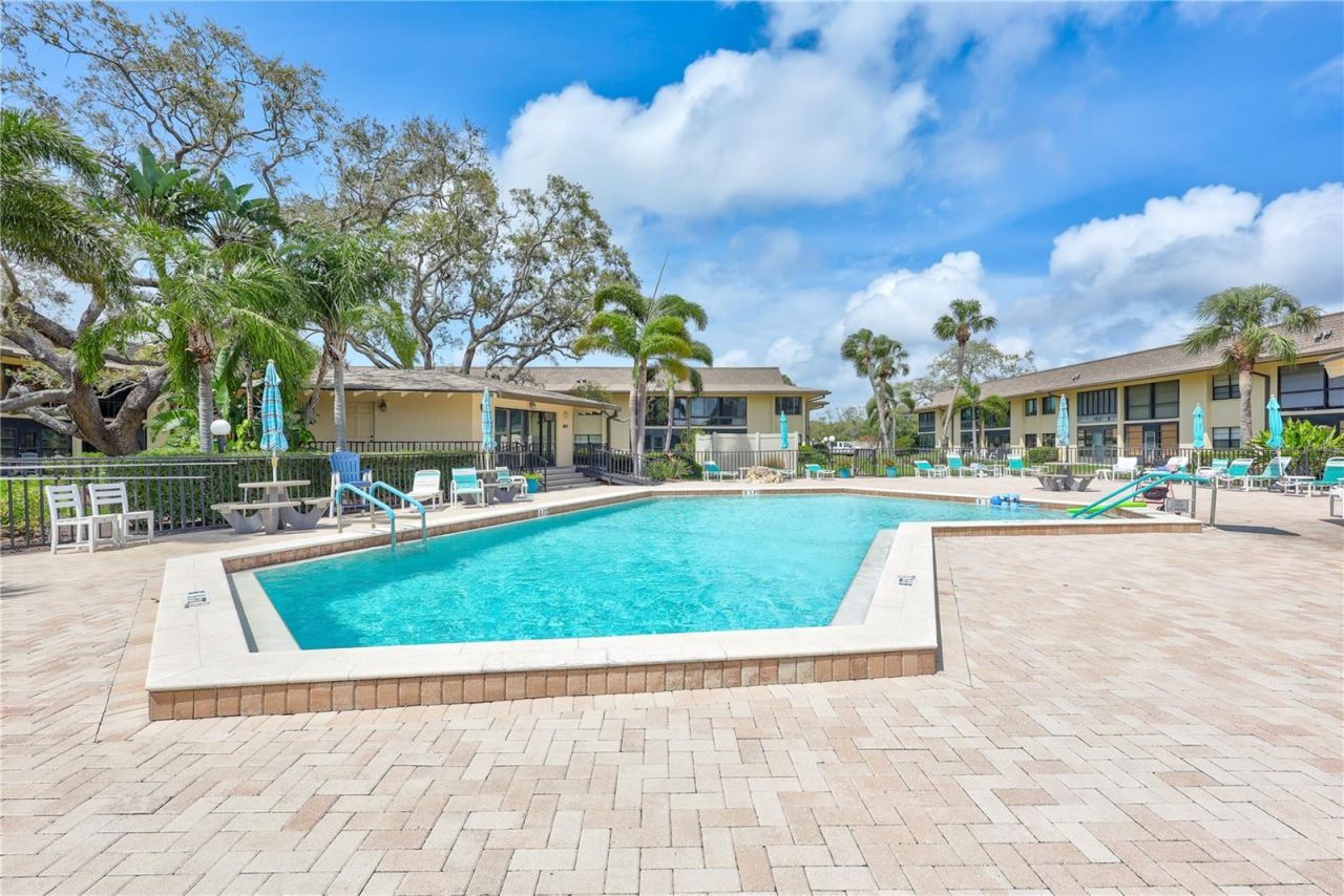 12300 Vonn Road, Unit 1102, Largo, FL 33774 Photo