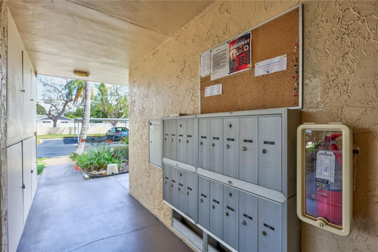 12300 Vonn Road, Unit 1102, Largo, FL 33774 Photo