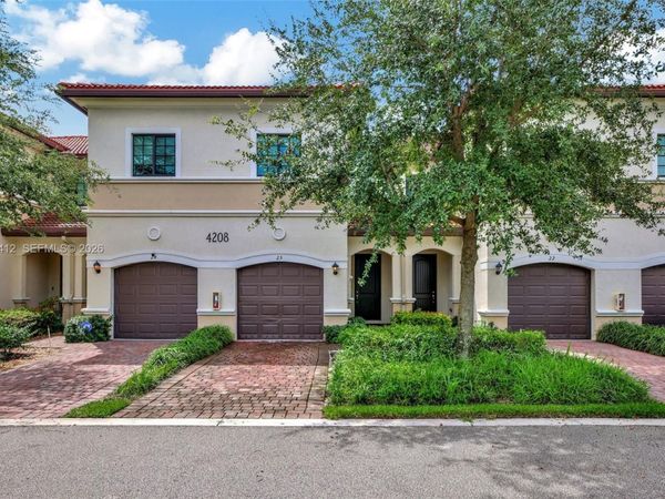 4208 N Dixie Hwy, Unit 23, Oakland Park, FL 33334