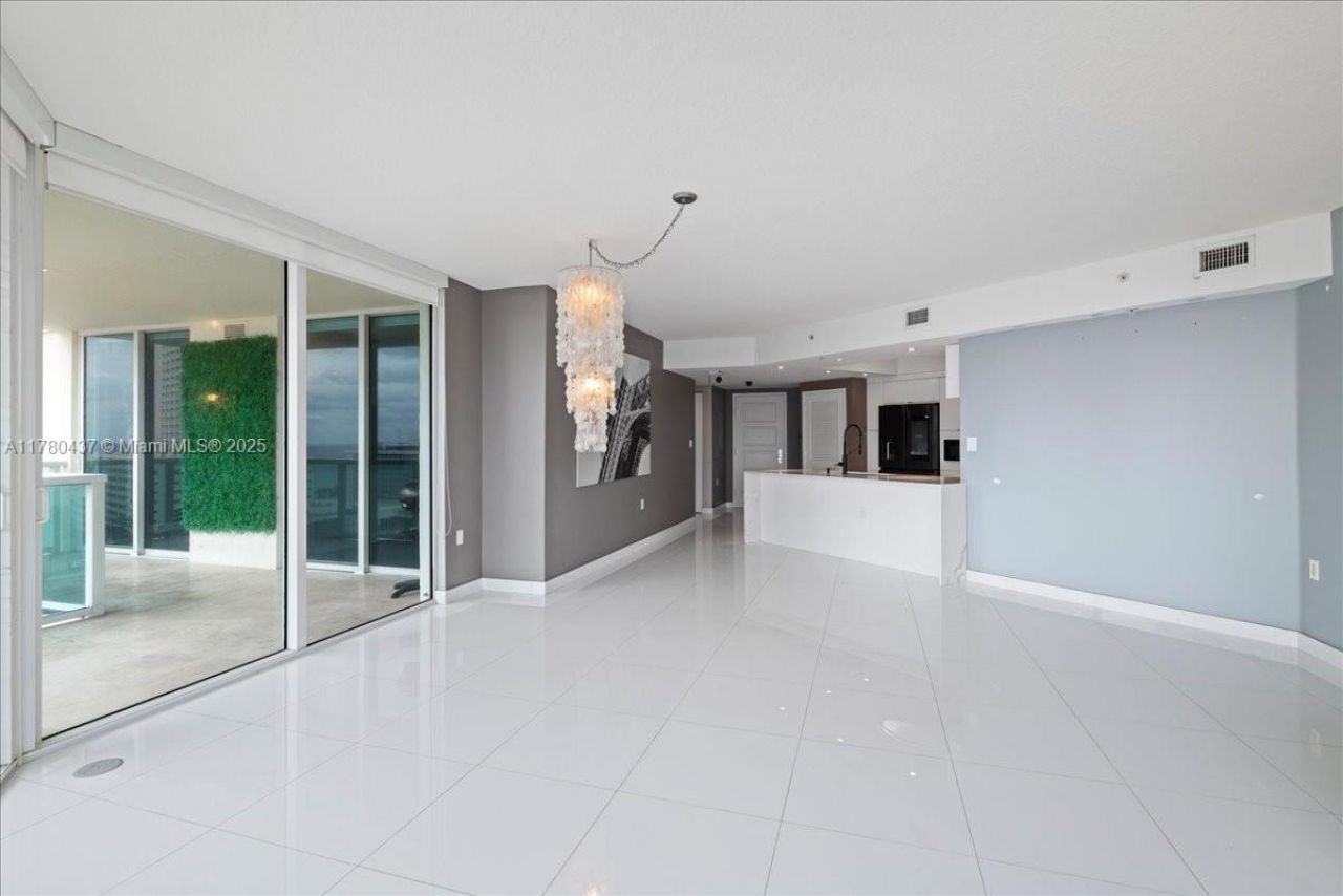 200 Sunny Isle Bl, Unit 2-1202, Sunny Isles Beach, FL 33160 Photo