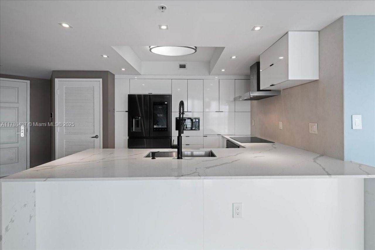 200 Sunny Isle Bl, Unit 2-1202, Sunny Isles Beach, FL 33160 Photo