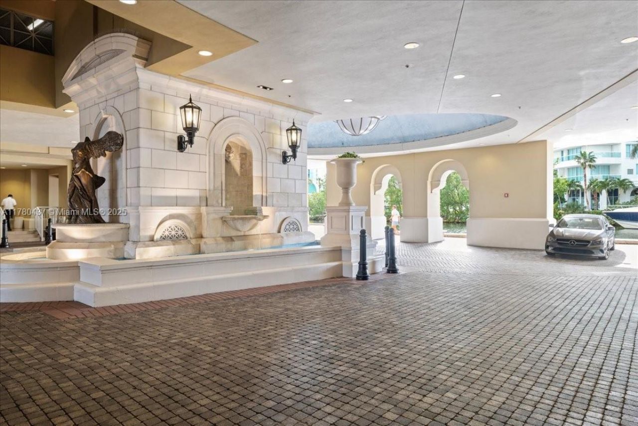 200 Sunny Isle Bl, Unit 2-1202, Sunny Isles Beach, FL 33160 Photo