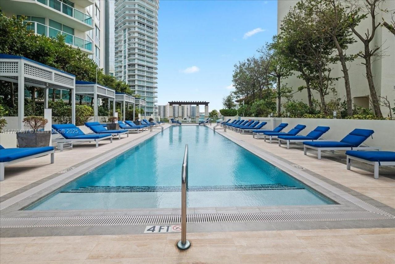 200 Sunny Isle Bl, Unit 2-1202, Sunny Isles Beach, FL 33160 Photo