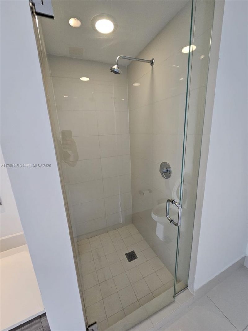 121 NE 34 St, Unit 2511, Miami, FL 33137 Photo