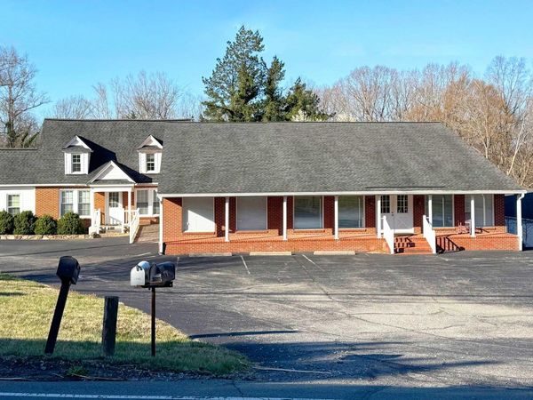 1746 South Main ST, Rocky Mount, VA 24151