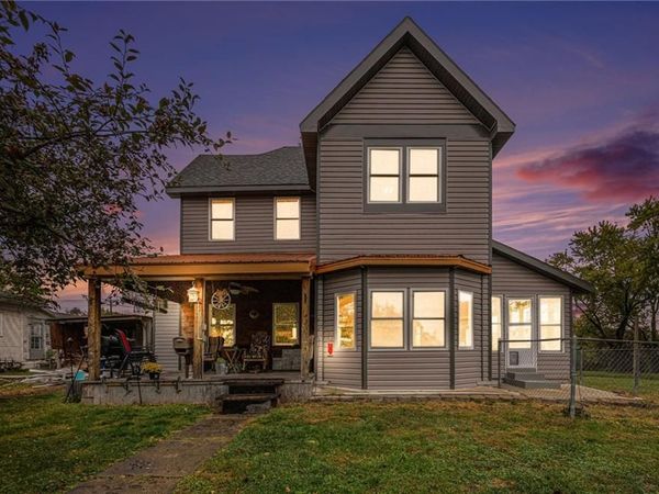 705 E 6th Street, Trenton, MO 64683