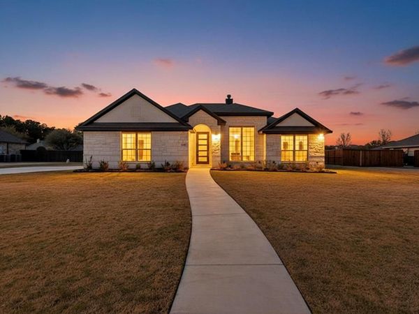 906 Maxine Drive, Athens, TX 75751