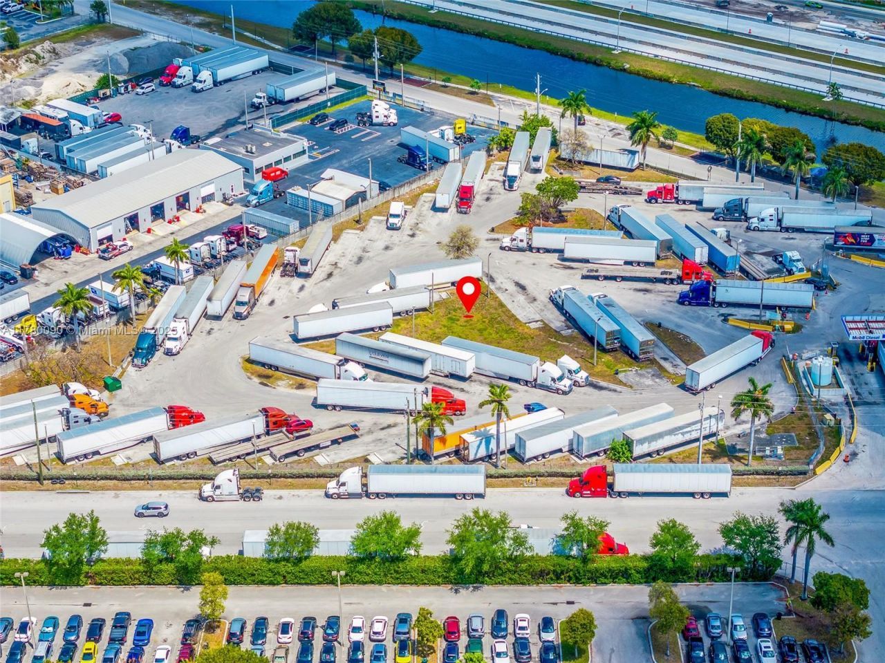 12200 NW South River Dr, Medley, FL 33178 Photo