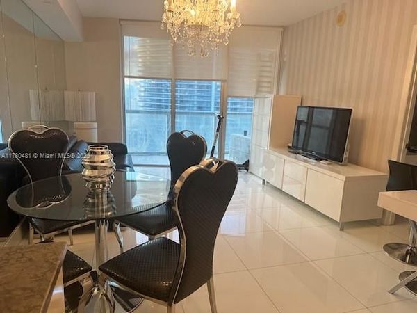 Unit 3204, Miami, FL 33131
