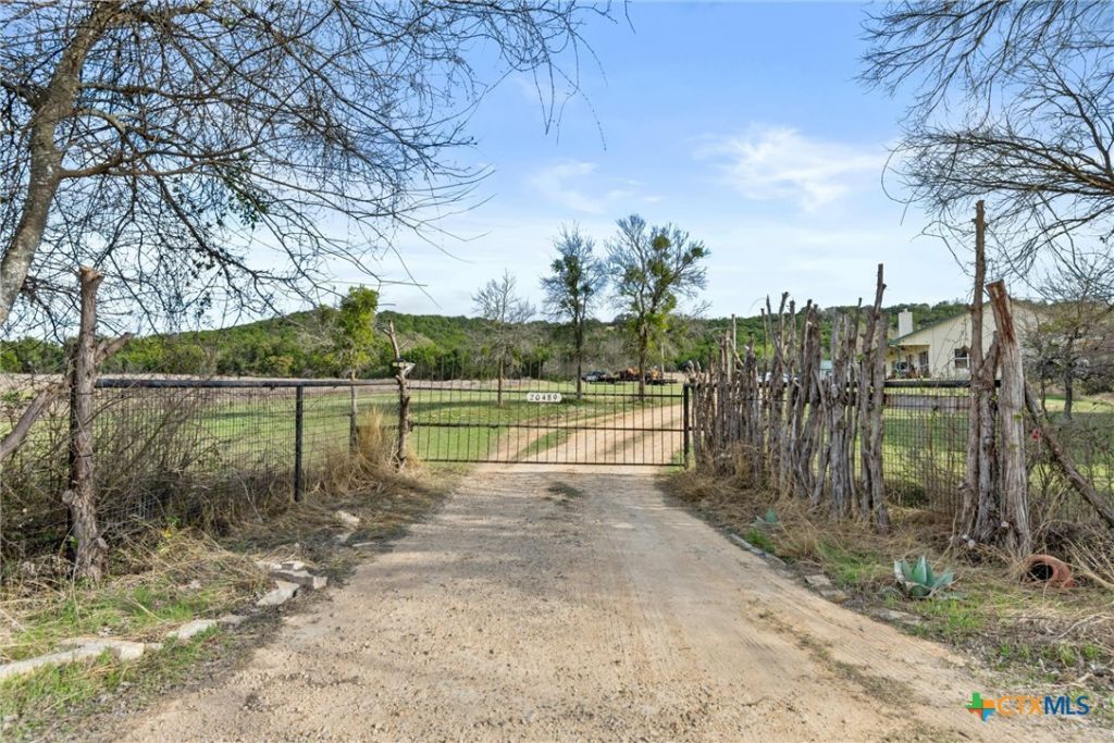 20489 Stillman Valley Road, Florence, TX 76527 Main Photo