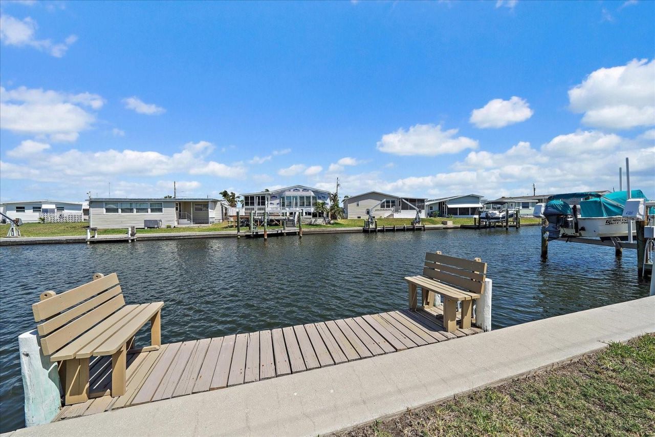 218 Bimini Drive, Palmetto, FL 34221 Photo