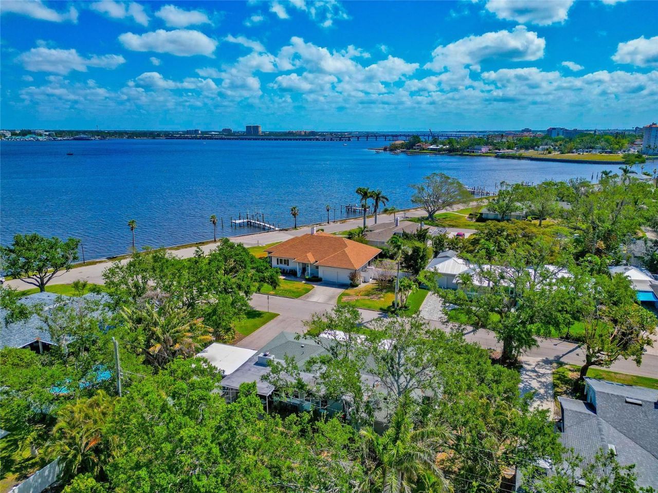 2305 Riverview Boulevard, Bradenton, FL 34205 Photo