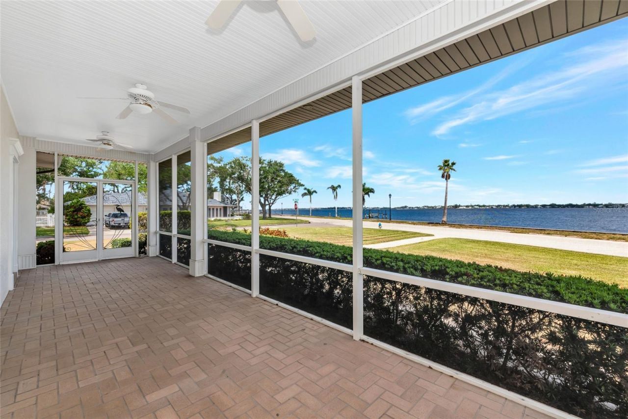 2305 Riverview Boulevard, Bradenton, FL 34205 Photo