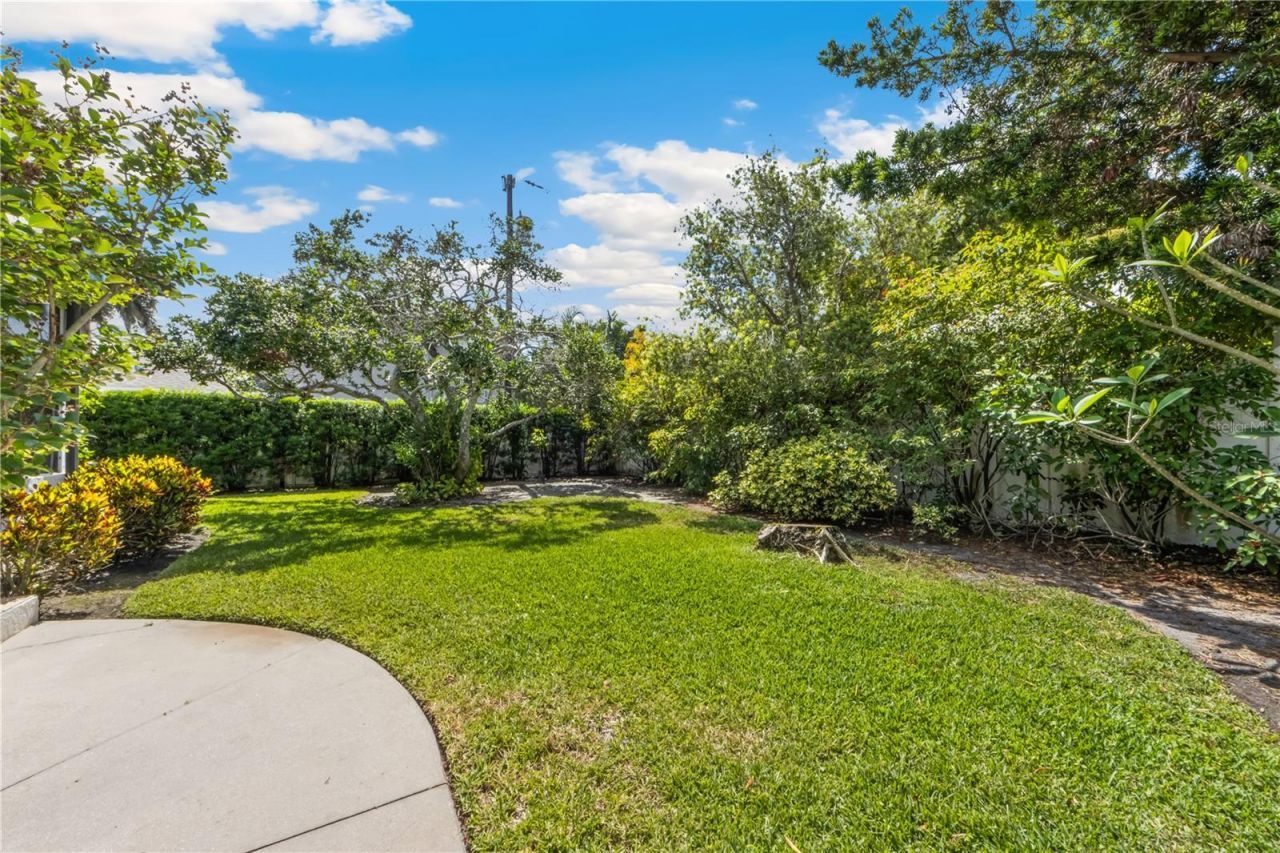 2305 Riverview Boulevard, Bradenton, FL 34205 Photo