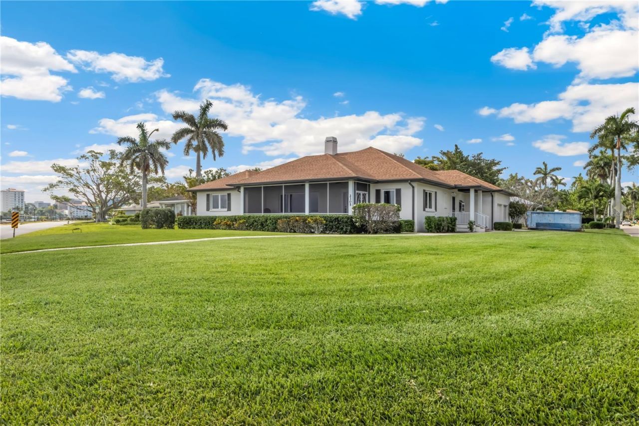 2305 Riverview Boulevard, Bradenton, FL 34205 Photo